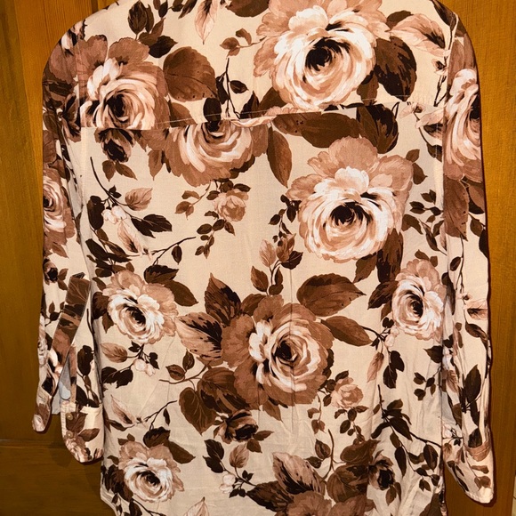 L'AGENCE small floral blouse Guthrie - Picture 5 of 5